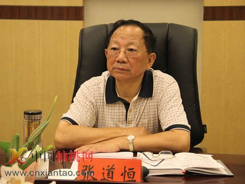 省老年大學(xué)協(xié)會(huì)領(lǐng)導(dǎo)調(diào)研我市老年大學(xué)工作