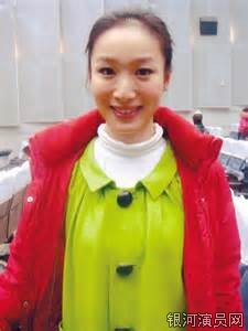 學位畢業于解放軍藝術院學