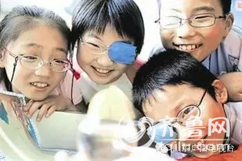 暑假“小近視”又扎堆！這些近視眼常識家長真的了解嗎？