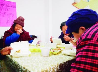 滿足居民個性化養老需求， 各街道因地制宜創新居家養