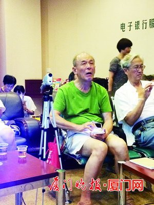 “復(fù)習(xí)神器”現(xiàn)課堂 互動學(xué)習(xí)好開心