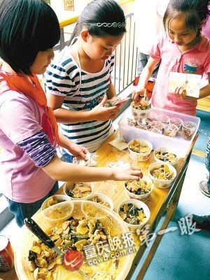孩子多大了會做菜嗎? 小學停課比廚藝【組圖】