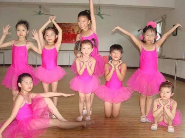【親子課堂】如何給孩子選報(bào)興趣班