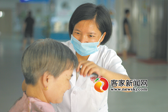 大余浮江村民藍友蓮：患癌康復心存感恩 多年免