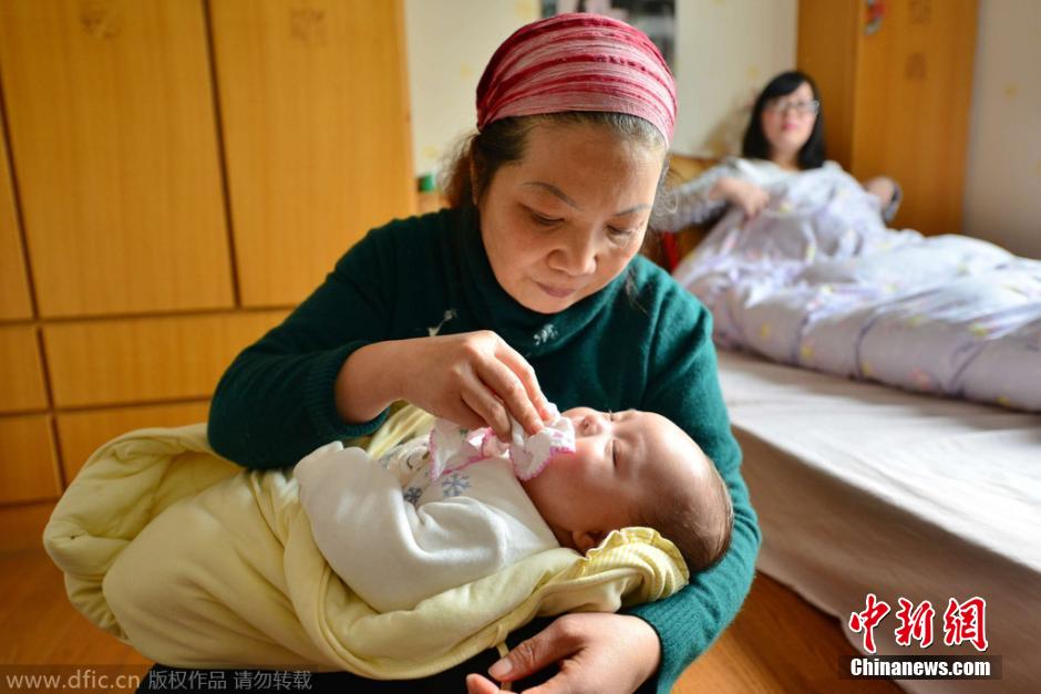 實拍上海“金牌”月嫂 月入14000元（組圖）