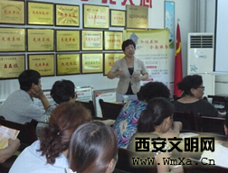 棗園街道舉行政協(xié)委員接待日暨居家養(yǎng)老知識講座活動