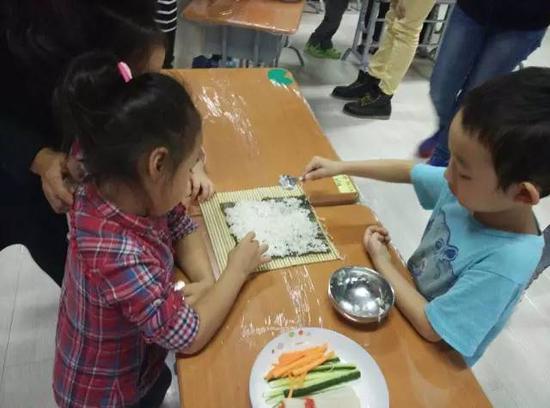 “冰法美食”公益課堂第六站:智慧天使幼兒園