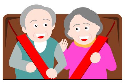 近日,“東方之星”游輪翻沉事故再次引起人們對老年旅游團的關注,在這起悲劇中,很多人報團時并沒有注意到老舊船舶的安全隱患。與此同時,隨著銀發族成為出游的主力,低價扎店、老年人報團加價等很多亂象正充斥著老年旅游市場。記者了解到,一部《老年旅游服務規范》正在制定中,有望在今年年底出臺,這將為老年人出游系上“安全帶”。