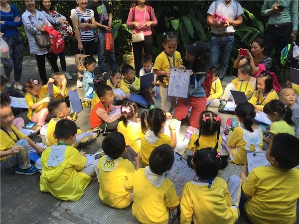 南山佳嘉豪苑幼兒園到仙湖植物園體驗(yàn)自然科普課堂